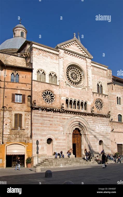 Foligno, Umbria, Italy. Cathedral (Duomo di San Feliciano - 12thC) in ...