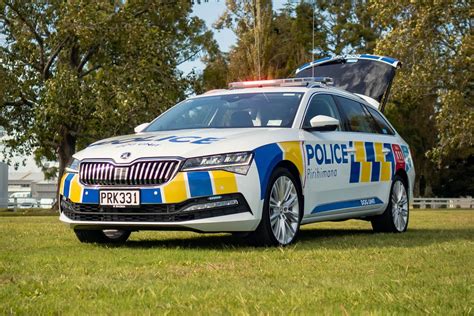 Skoda Superb recalled due to fire risk, affects NZ Police cars - NZ Autocar