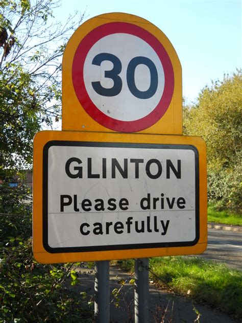 Speed limit sign on Peakirk Road,... © Paul Bryan cc-by-sa/2.0 :: Geograph Britain and Ireland