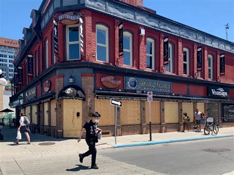 ByWard Market restaurants close after 41 years due to COVID-19 | CBC News