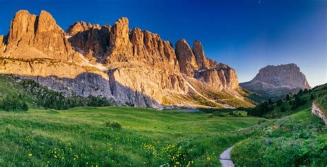 Premium Photo | Rocky mountains at sunset