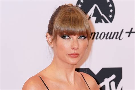 Taylor Swift shakes off US copyright lawsuit | The Standard