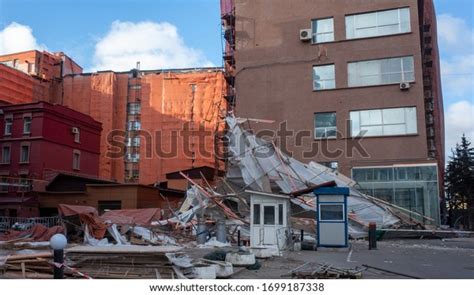 1,091 Damage Building From Strong Wind Stock Photos, Images ...