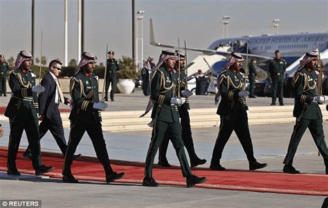 Saudi Arabesque The Uniform of the National Guard of the Kingdom of ...