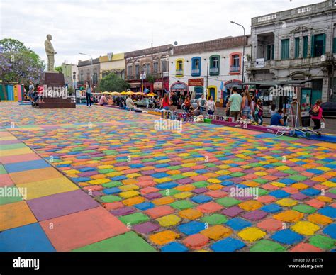 LA BOCA, BUENOS AIRES, ARGENTINA - DECEMBER 02: Colorful street in La ...