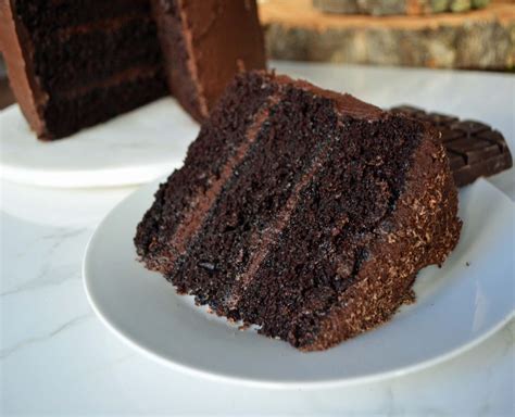 10 Amazing Dark Chocolate Cake Recipes - Living Sweet Moments