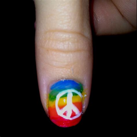 Peace Sign Nail Design ( haha that rhymed ) that I did.(: | Peace sign nails, Nail art, Nails