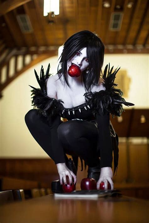 Ryuk cosplay | Ryuk cosplay, Amazing cosplay, Best cosplay