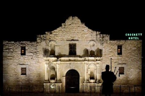 5 Most Popular Tourist Attractions in Texas - Traveling in Heels