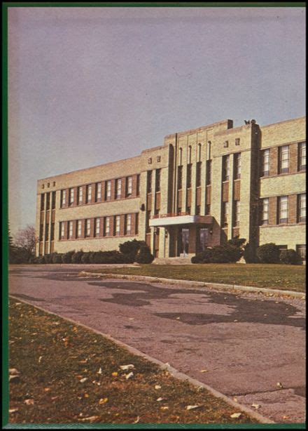 Explore 1960 Dixie Heights High School Yearbook, Ft. Mitchell KY - Classmates