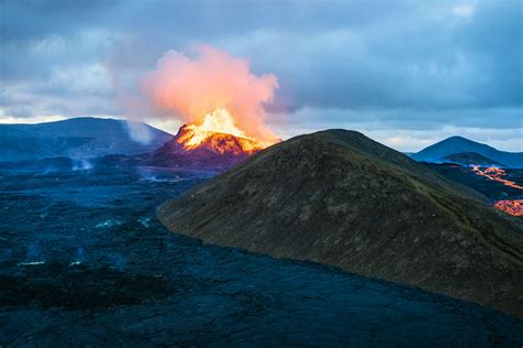 Private Geldingadalur Volcano Tour | Hekla.com