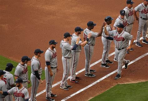 Braves finalize roster, get another draft pick