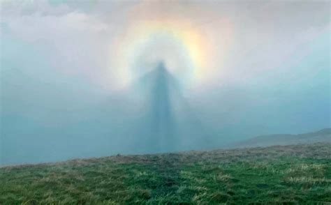 Incredible 'angel in the sky' caught on camera thanks to weather ...