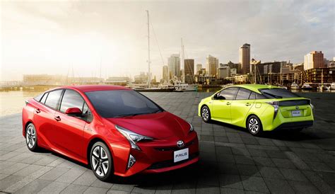 Toyota Hybrid Cars: What to Know About Innovative Cars Industry