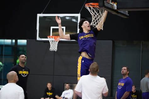 Lakers Practice Notes & Video: Lonzo Ball's Teammates Have His Back