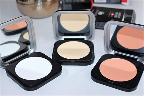 Makeup Forever Ultra HD Micro Finishing Pressed Powder Review