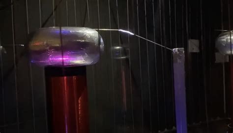 Musical Tesla Coils - ArtsEngine