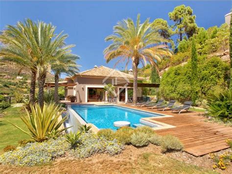 Luxury 4-bedroom villa with indoor pool for sale in Marbella Club Golf Resort, Benahavis, Marbella