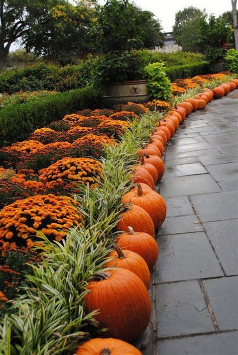 fall-landscaping-ideas | HomeMydesign