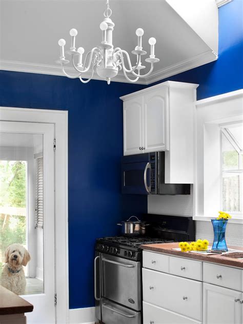 Blue kitchen walls: you'll feel more comfortable when cooking ...