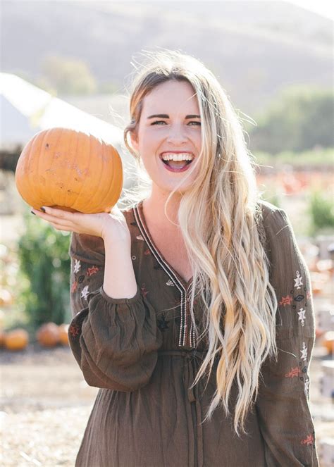 cute fall outfit, pumpkin patch photoshoot // Pumpkin Spice Lookbook ~ October 2016 ...
