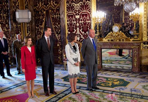 Los Príncipes de Asturias y los Reyes de España en el Palacio Real - La Familia Real Española en ...