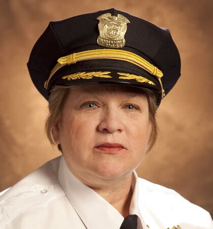 Obituary: Linda Bergstrom, chief of Minneapolis park police, 'went ...