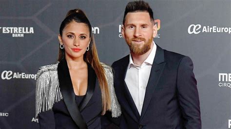 Messi, wife, cried at the thought of telling kids about Barca exit