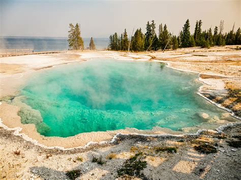 The Top 5 Things to do in Yellowstone National Park - NavigatorNick.com