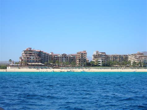 Cabo San Lucas beach resort | Lisa Andres | Flickr