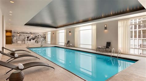 Hilton Chicago Magnificent Mile Suites Hotel