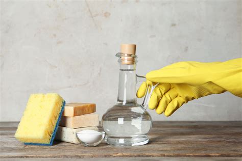 Mold Removal with Vinegar and Bleach - A Recipe for Disaster! - Water Mold Fire Restoration