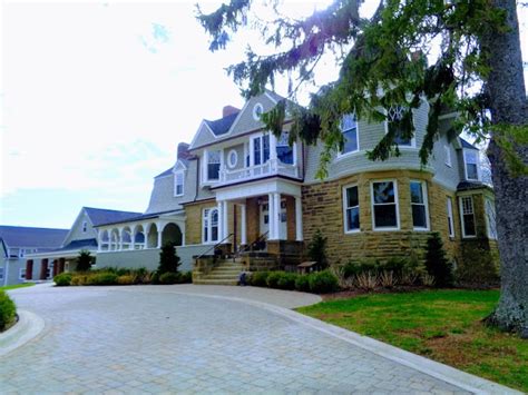 Sackville Uncensored Est.2016: The Spectacular Hammond House ...