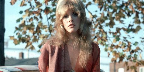 Stevie Nicks Style Through the Years – Style Photos of Stevie Nicks