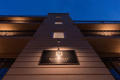 Contact us | 123 MAINSTREET Boutique Hotel