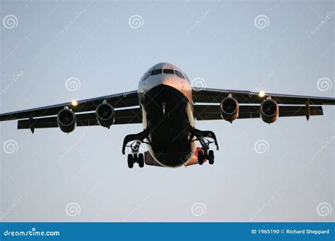 BAe 146 on Landing Approach Stock Photo - Image of avro, aeroplane: 1965190