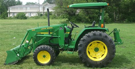 John Deere 990 Compact Utility Tractor Maintenance Guide & Parts List