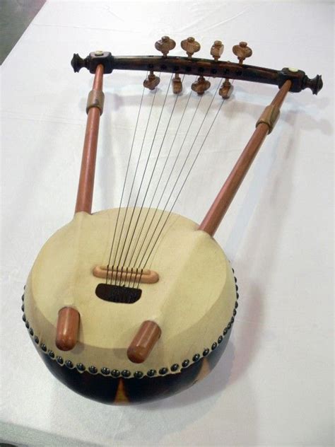 Nyatiti (Lira de KENIA) | Diy instruments, Musical instruments, Music instruments