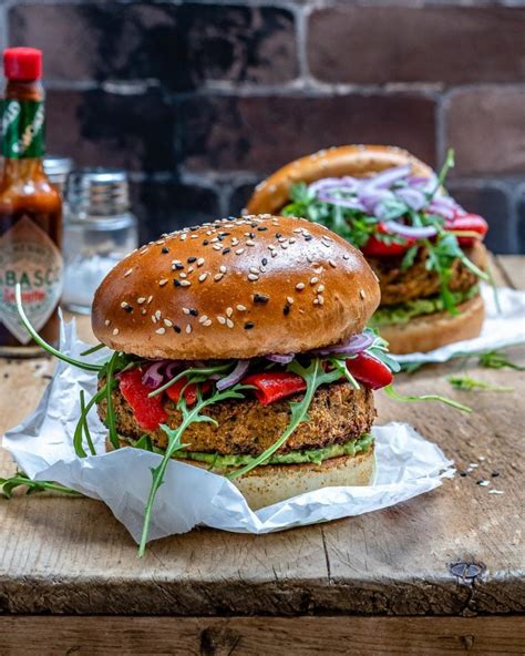 Easy Veggie Burger Recipe (Vegan & Healthy) - Blondelish.com