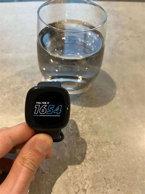 Is the Fitbit Versa Waterproof? - The Tech Edvocate