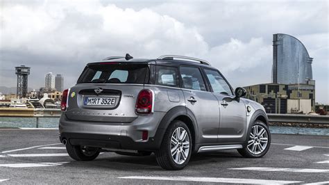 Mini Countryman review: Cooper S hybrid driven | Top Gear