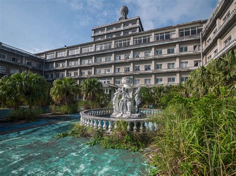 The Story Behind Haunting Abandoned Luxury Hotel In Japan