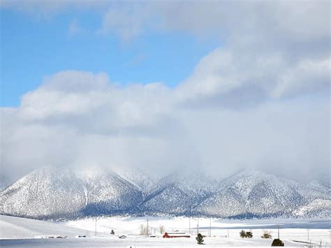 Winter storm sending heavy snow where California rarely sees it - capradio.org