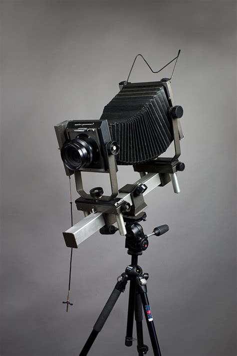 The Ambrotype - Equipment and darkroom - AlternativePhotography.com