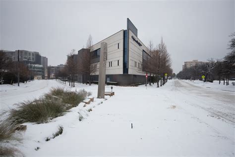 Dallas Winter Storm Photos 2021, A City Covered With Snow