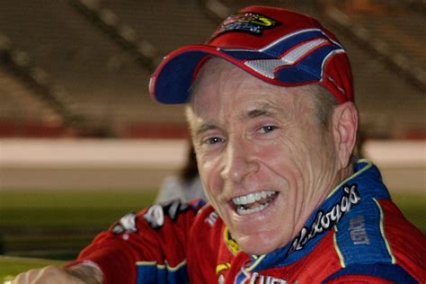 Mark Martin Wins Thrilling Race at Chicagoland, 4th Win of the Season ...