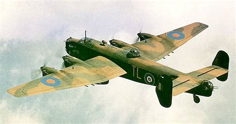 Halifax bomber | Aircraft of World War II - WW2Aircraft.net Forums