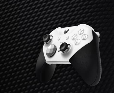 Buy Xbox Elite Wireless Controller Series 2 – Core (White) for Xbox ...