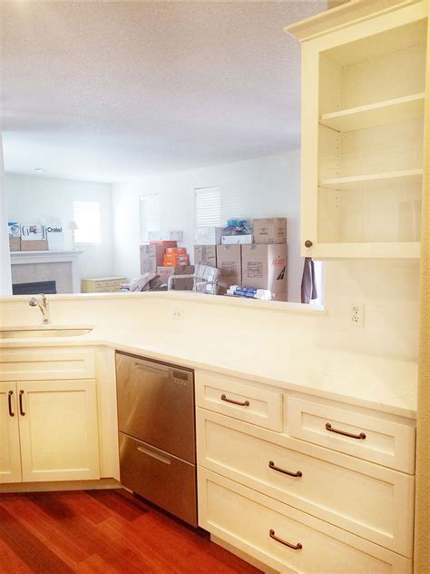 How To Reface White Kitchen Cabinets | Wow Blog