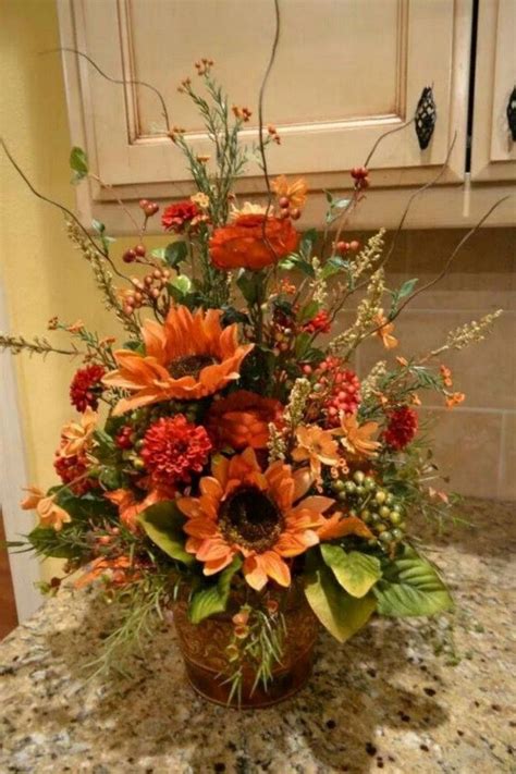 40+ Pretty Fall Flower Arrangements Ideas That You Can Make It Self | Fall flower arrangements ...